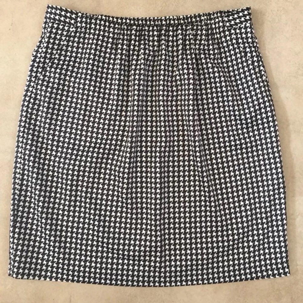 💥Chaus Houndstooth Skirt